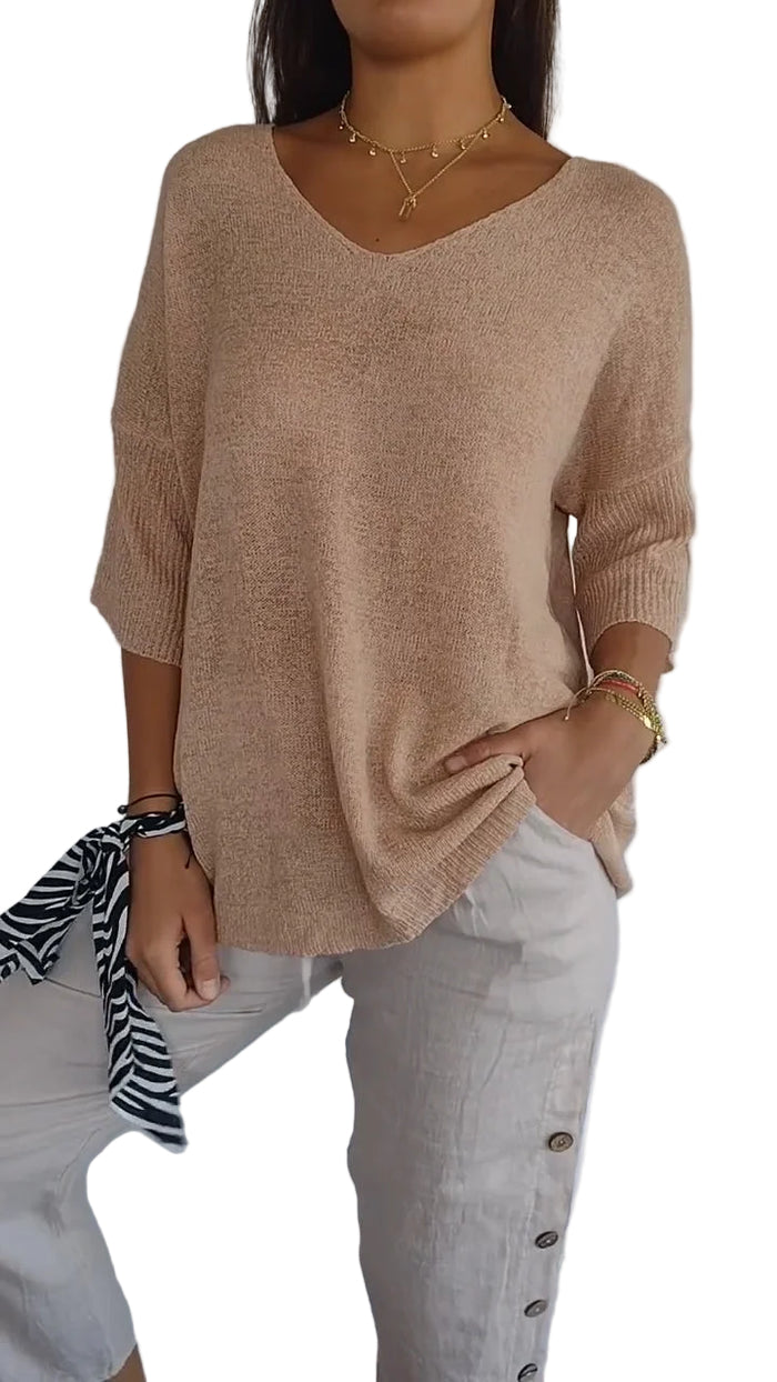 Elegant damebluse med V-hals, komfortabel passform. Perfekt til fritid og fest. Allsidig kvinnebluse.