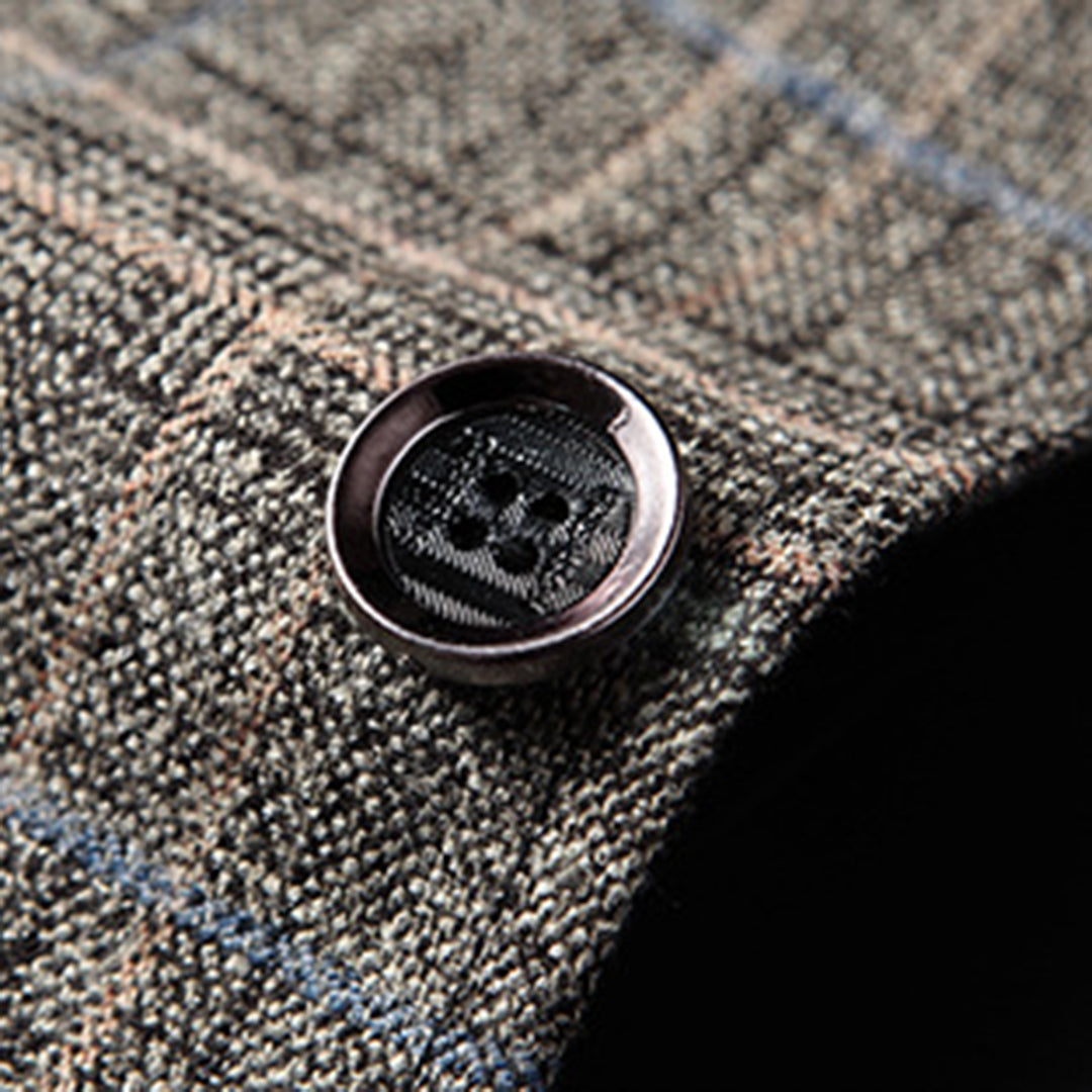 Klassisk herreblazer med stilrent broderi, perfekt for vår, sommer, høst og enhver sesong.