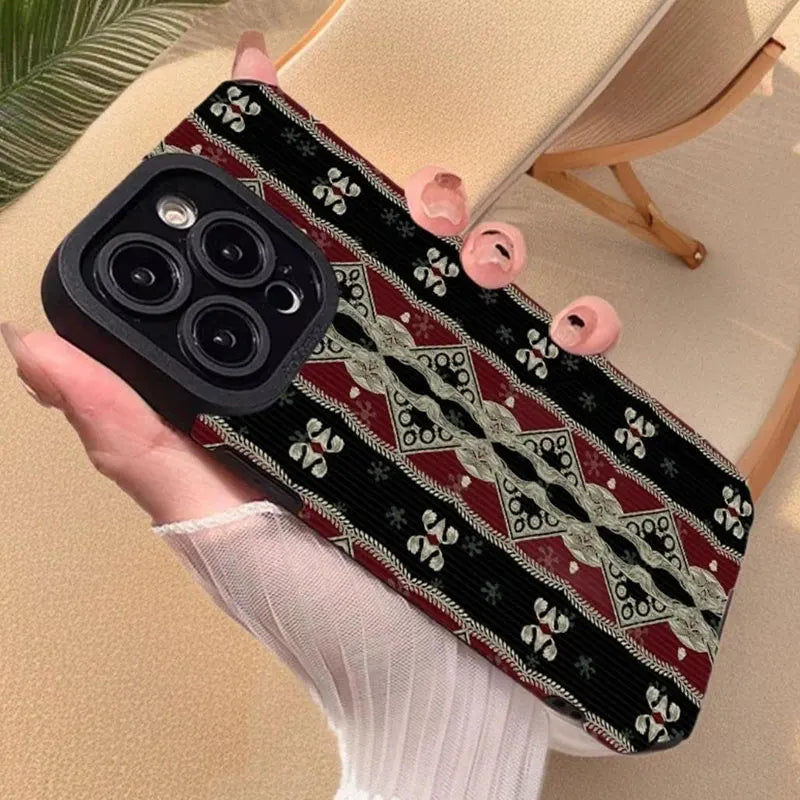 Eksklusivt iPhone deksel med persisk design. Gi din mobil robust beskyttelse og et elegant, unikt utseende.