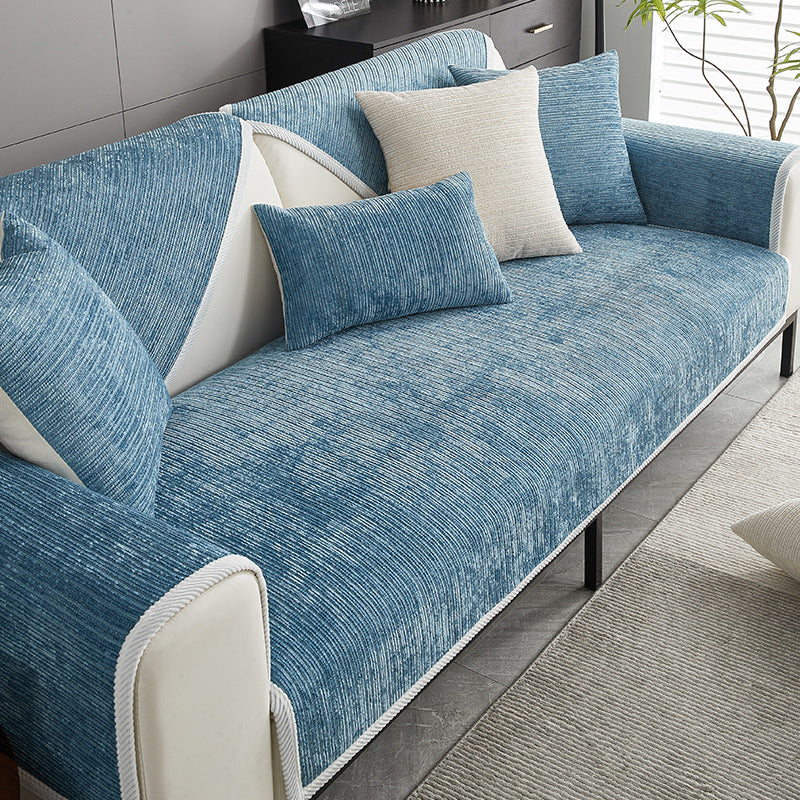 Vaskbart sofatrekk med jacquarddesign i myk chenille, ideelt for møbelbeskyttelse.