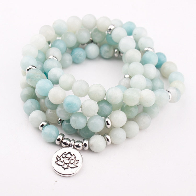 Perfekt gave: Åndelig lotus armbånd for kvinner, laget med ekte naturstein. Fremmer ro og balanse.