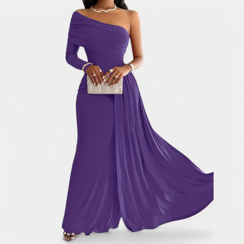 Lang bodycon kjole til kvinner, med elegant utringning og ermeløs design, en klassisk sommerkjole.