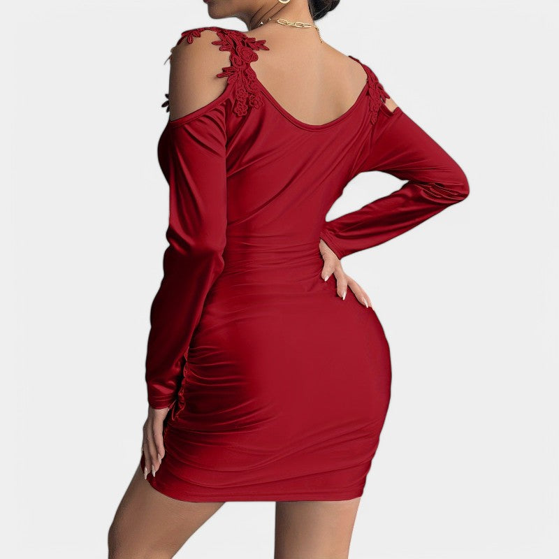 Allsidig kvinnekjole: elegant langermet bodycon i polyester, egnet som fest- og hverdagskjole.
