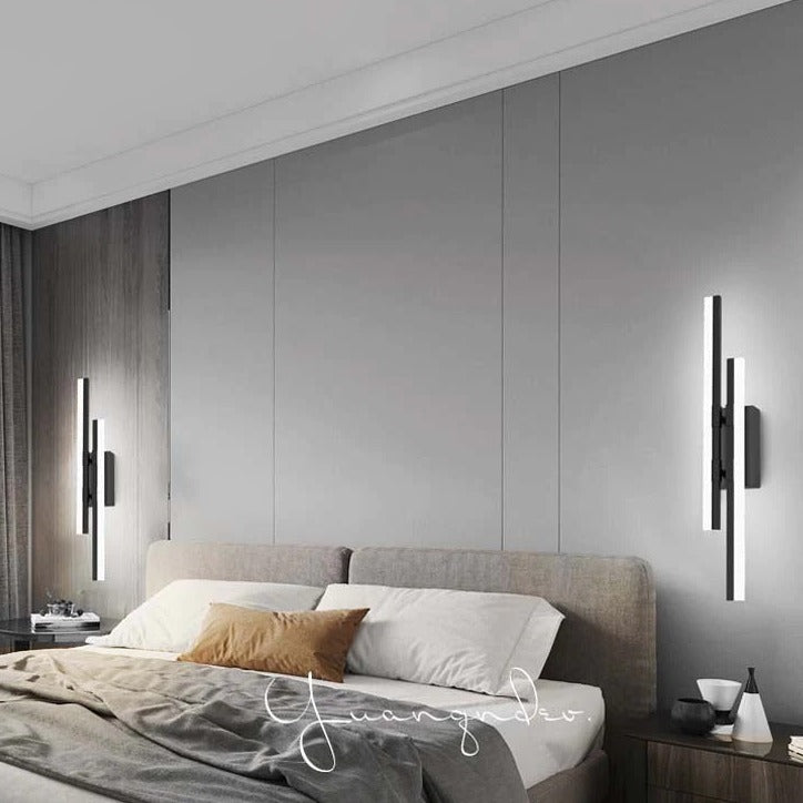 Dekorativ LED vegglampe som lyser opp gang, stue og soverom med moderne stil.