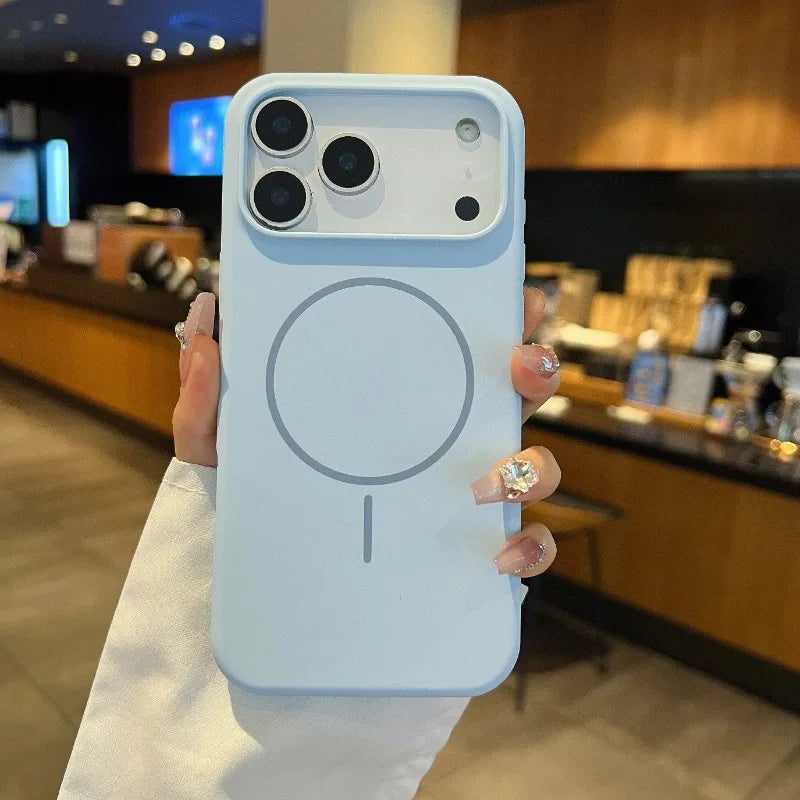 Slankt og elegant magnetisk telefondeksel til iPhone 17 Air for pålitelig beskyttelse.
