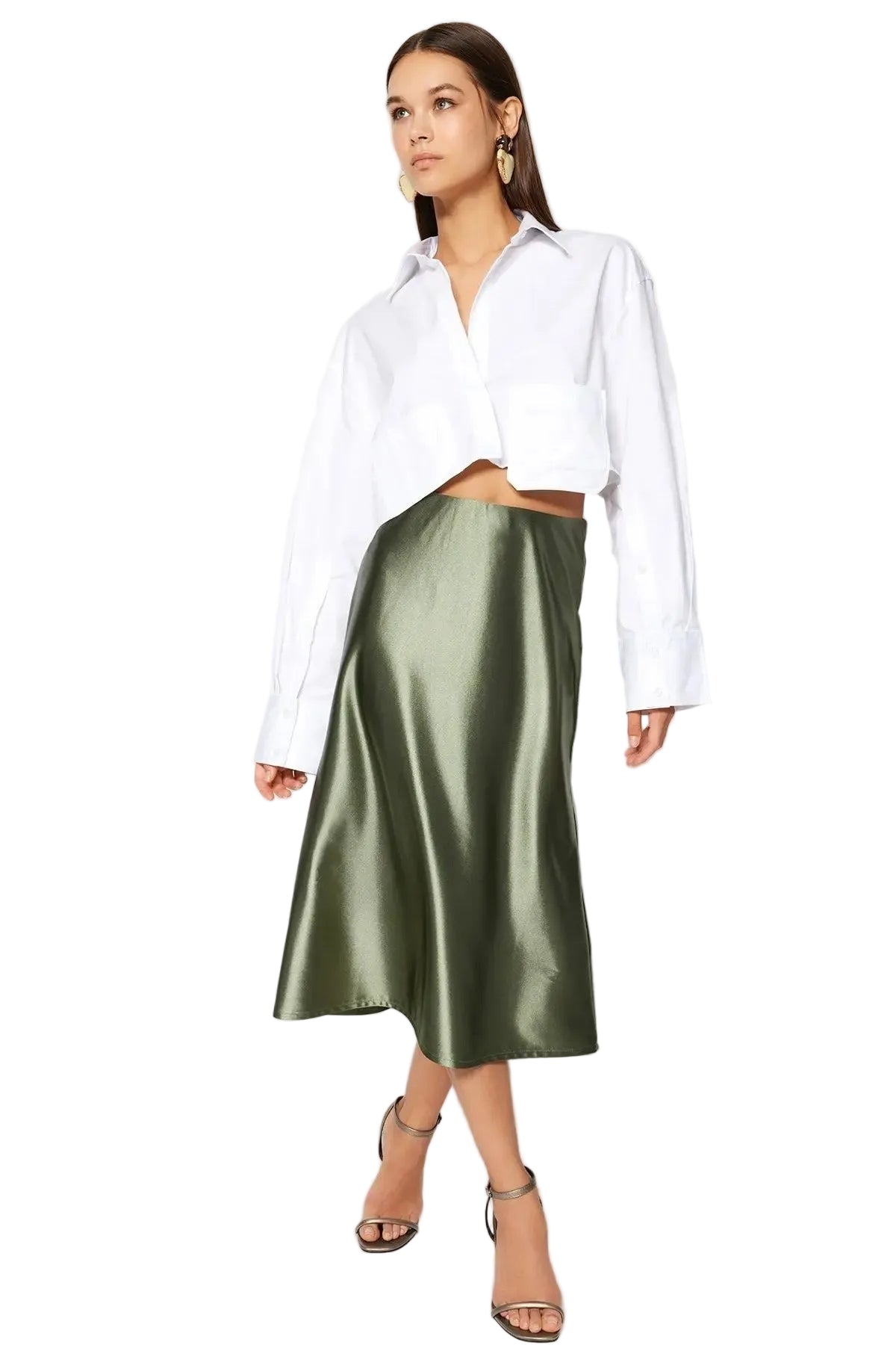 Elegant plissert midiskjørt for kvinner i A-linje. Komfortabelt og allsidig dameskjørt for hverdagsstil.