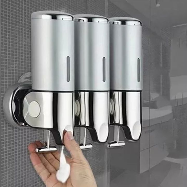Stilren veggdispenser for såpe, sjampo eller lotion på badet. Gir et moderne preg.
