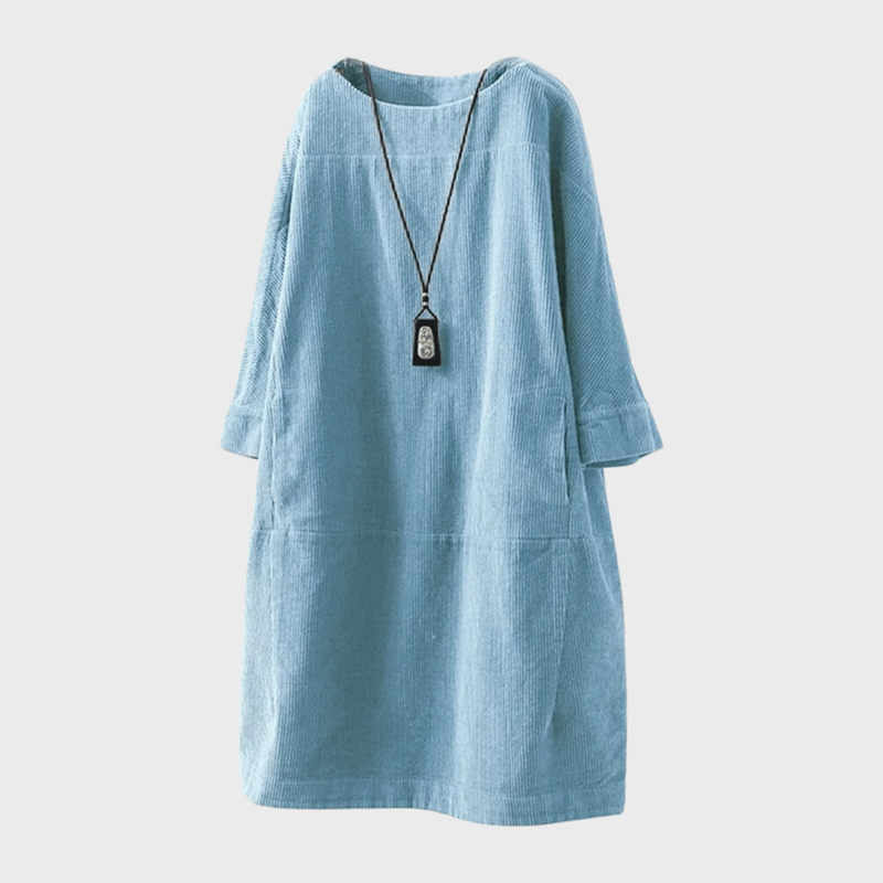 Dame i elegant vintage velour midi kjole. Klassisk stil, behagelig passform, ideell som fest- eller hverdagskjole.