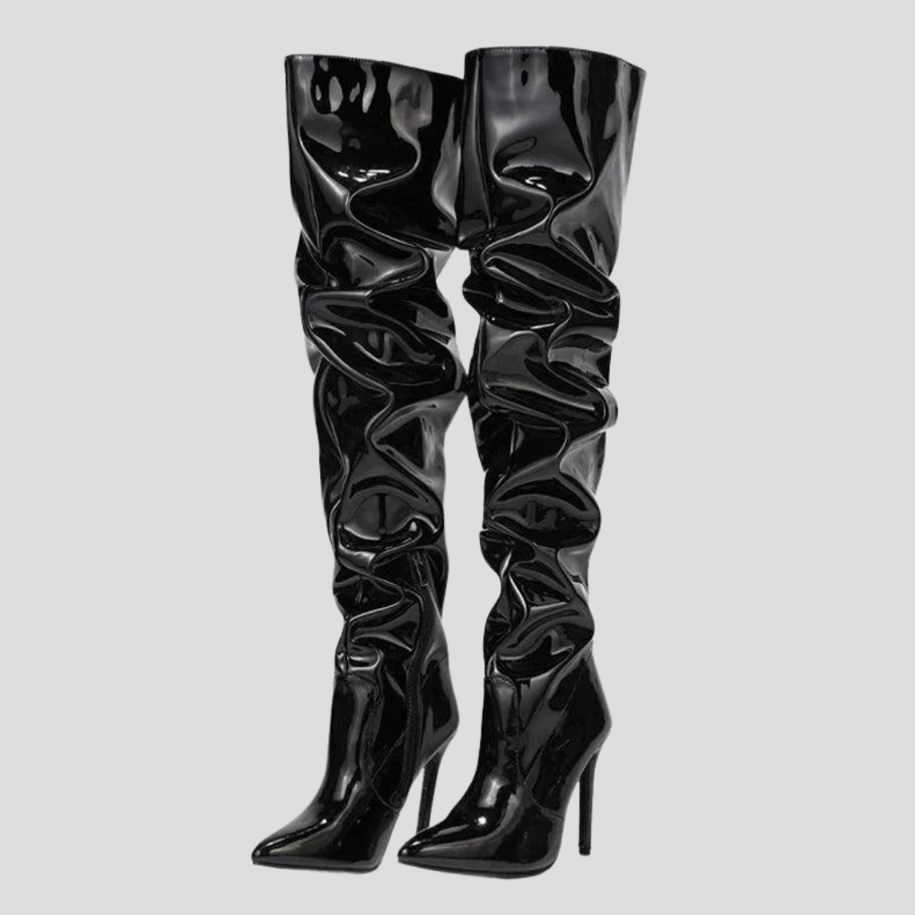Trendy damestøvler med stiletthæl (8 cm). Ideelle høyhælte støvler for elegante antrekk og eventer.