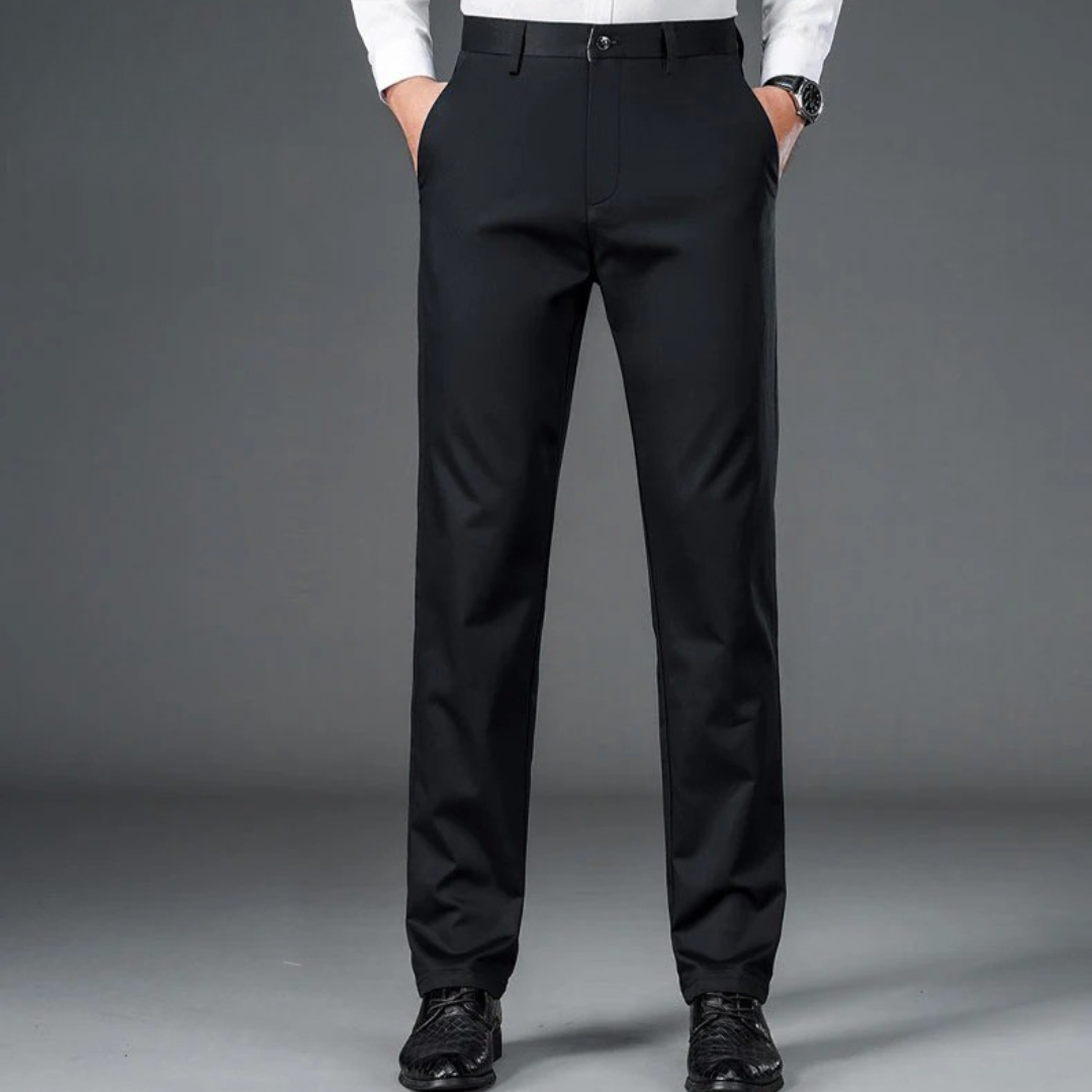 Allsidige elegante stretchbukser til herre, egnet for både kontor og fritid.