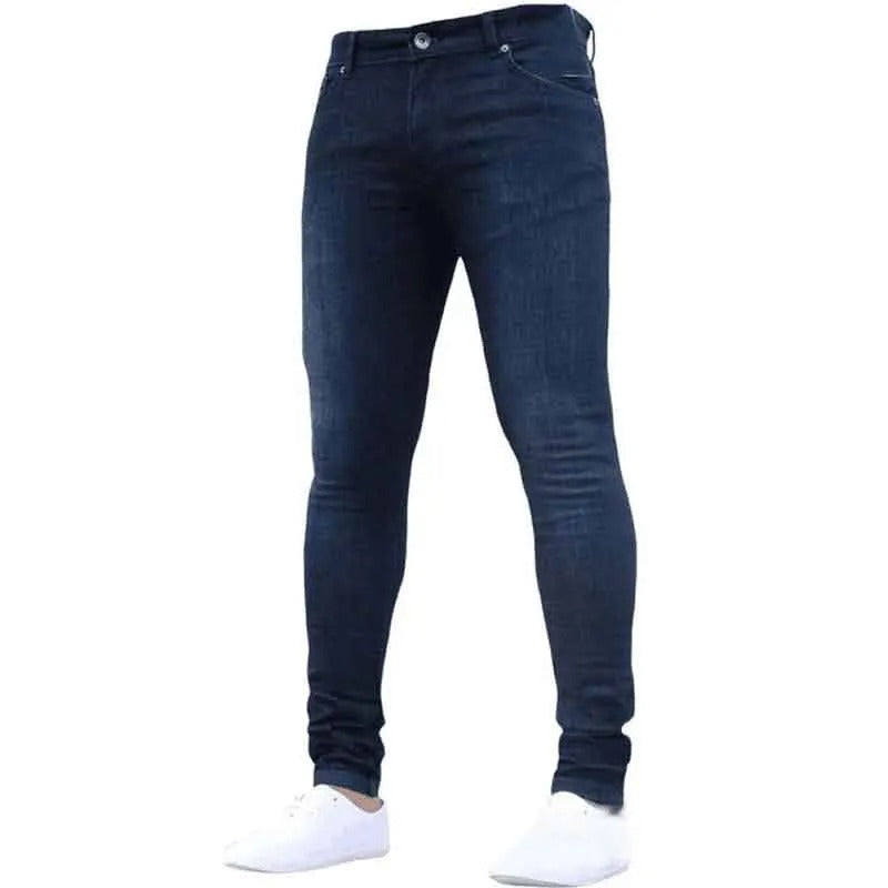Nærbilde av mørkeblå skinny jeans for menn i denim, viser stoffets høykvalitetsstruktur