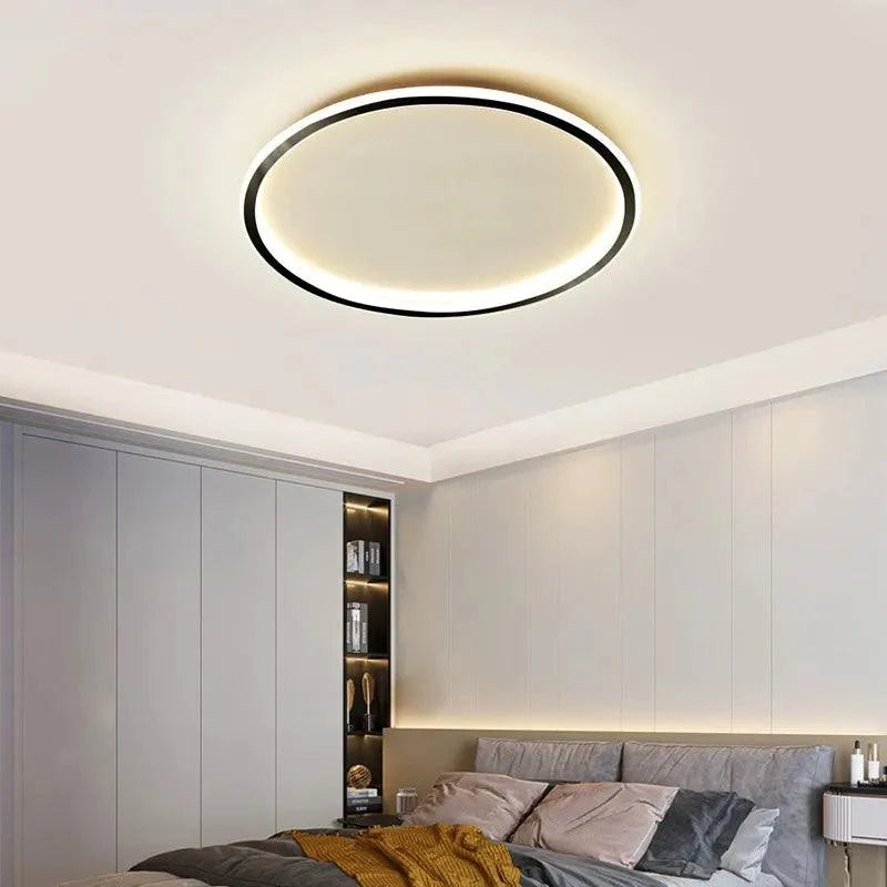 Minimalistisk grå taklampe. Moderne design med energieffektiv LED-belysning for innendørs bruk.