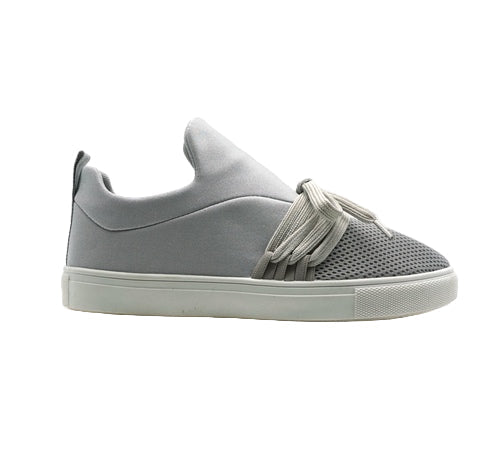 Grå slip-on herresko, komfortable og stilige hverdagssko for menn. Perfekte casual fritidssko.