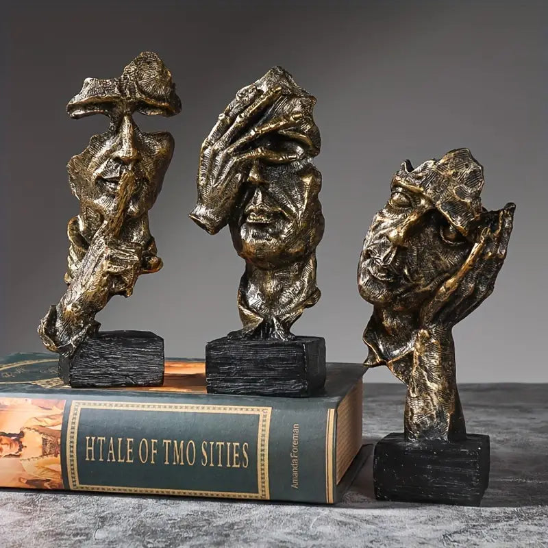 Elegant håndlaget kunstfigur, et dekorativt kunstobjekt for et moderne eller klassisk interiør.
