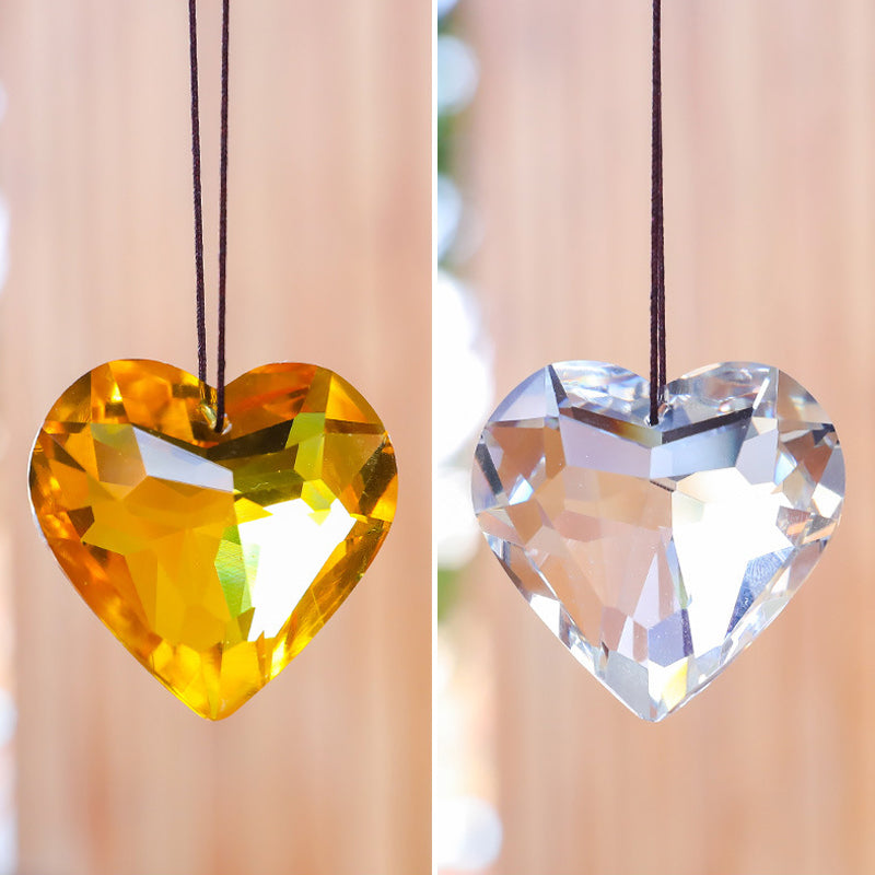Krystall hjerte prisme suncatcher, med fantastisk regnbueeffekt for vinduet.