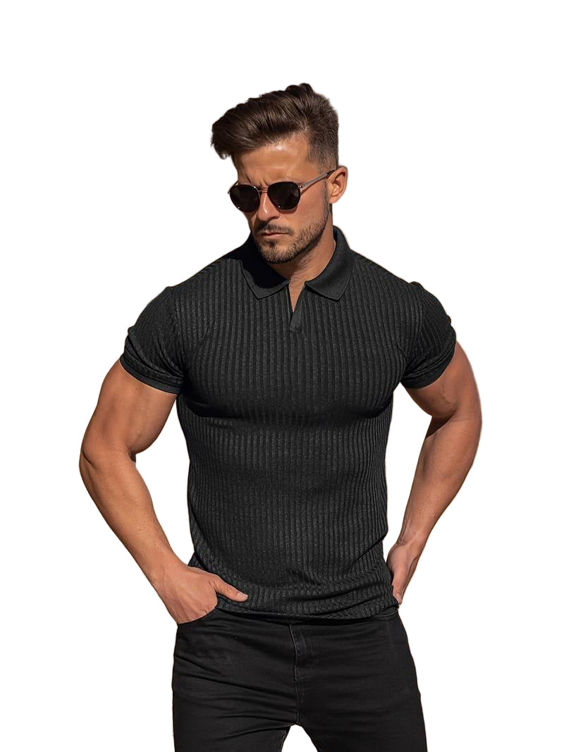 Herre muscle fit kortermet poloskjorte i svart for en stilfull og moderne look. Perfekt for vår og sommer.