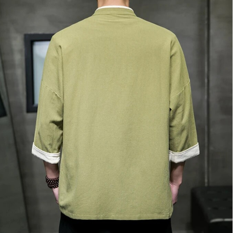 Grønn herre overskjorte i minimalistisk japansk stil. Perfekt for komfortabel casual vår- og sommerbruk.