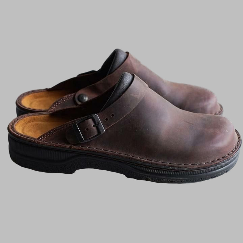 Herre slip-on tresko for hverdag og hage. Komfortable, lette fritidssko i syntetisk materiale.