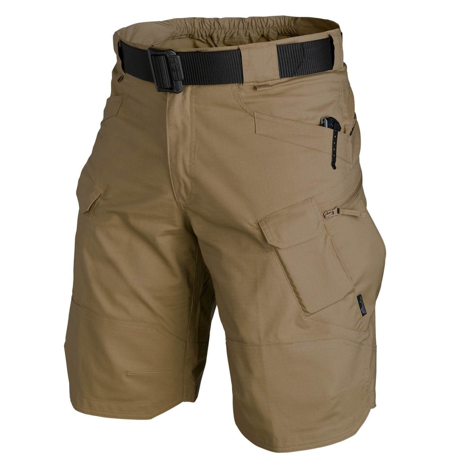 Nærbilde av vanntett herre taktisk shorts, perfekt for friluft og regnværsdager.