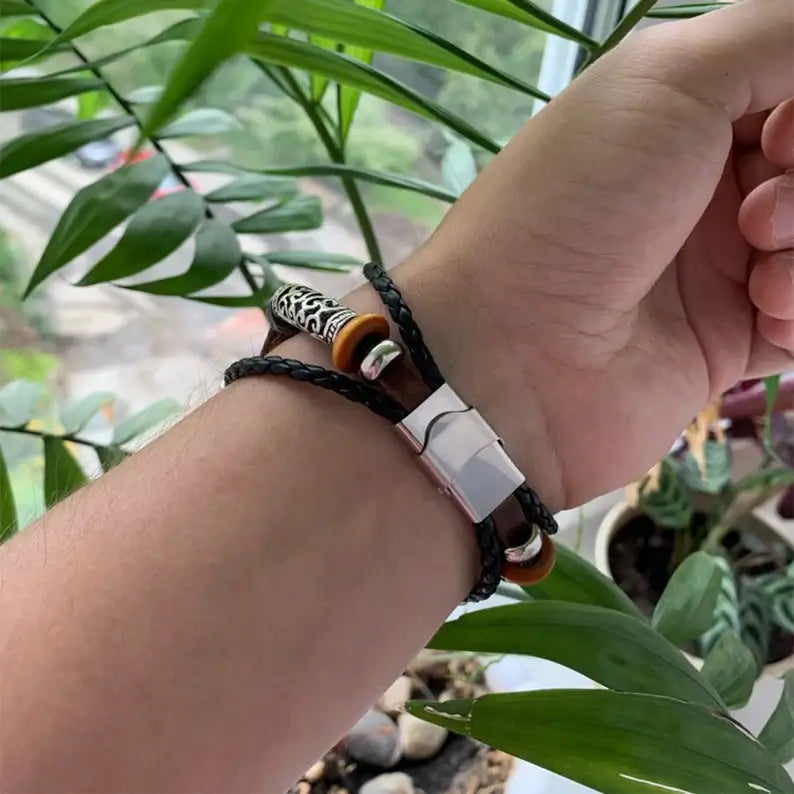 Robust herre klokkebånd i vintage skinn for Apple Watch, klassisk brun finish.
