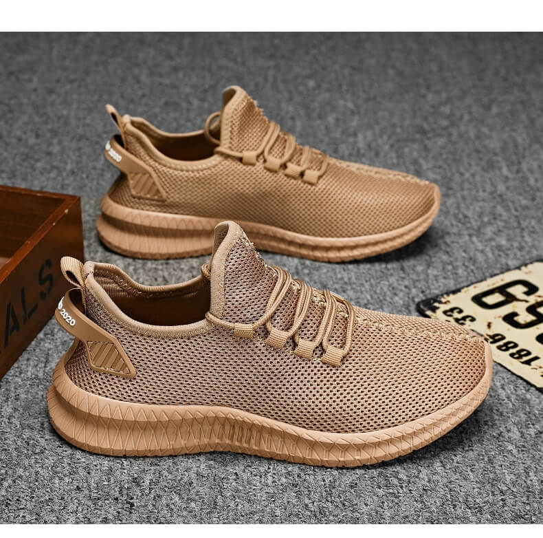 Fashion-Sneaker für Herren: leichte, atmungsaktive Mesh-Schuhe in trendigem Design.