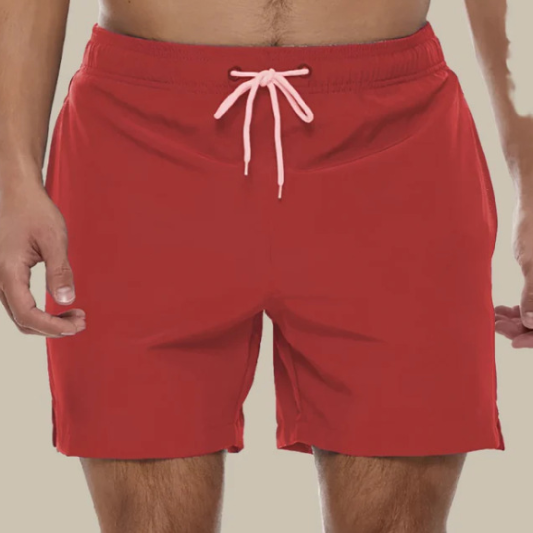 Hurtigtørkende herre svømmeshorts. Komfortabel badeshorts for strand og vannsport. Sommerklar.
