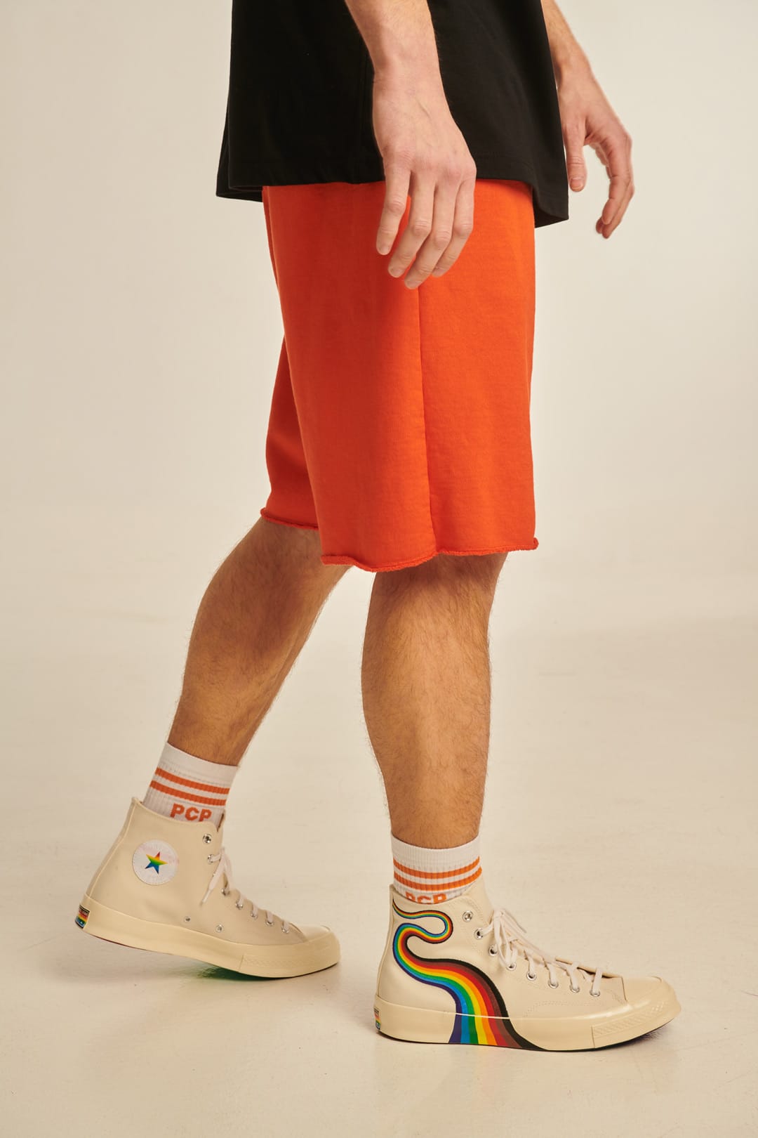 Grønn enfarget herre shorts for hverdag. Snøring gir perfekt passform til sommeren.