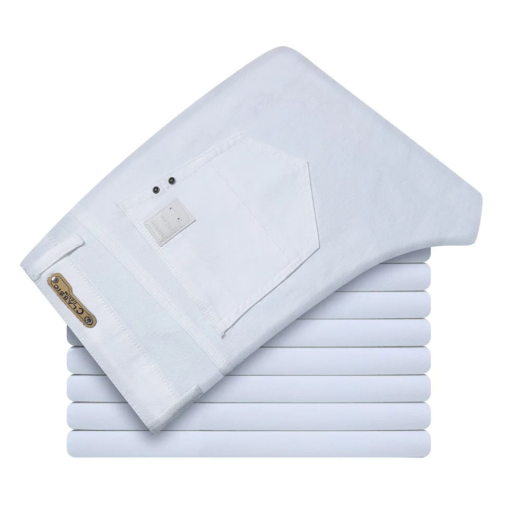 Trendy hvite slim fit herrejeans, en moteriktig og komfortabel bukse med allsidig stil.