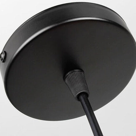 Svart justerbar metalllampe, industriell retro pendellampe, perfekt for hjemmeinnredning.