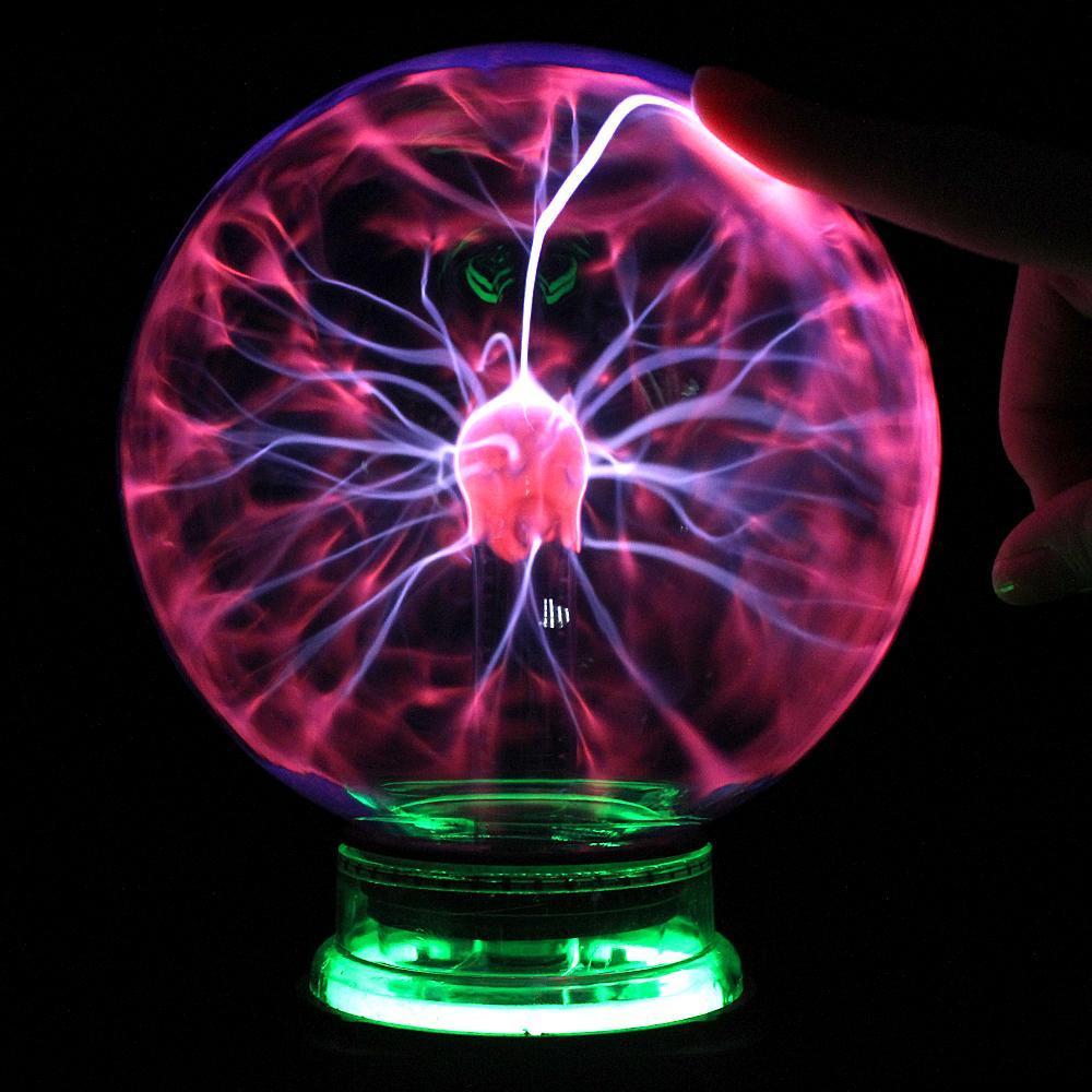 Magisk plasma kule bordlampe som skaper atmosfærisk lys, ideell som nattlampe eller vitenskapelig leketøy.