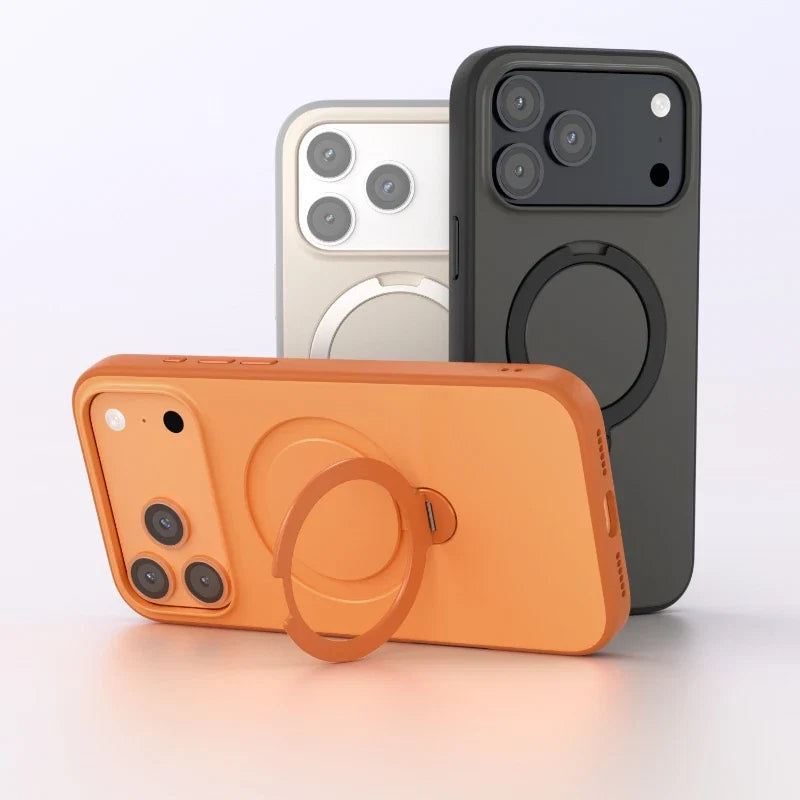 Baksiden av iPhone-veske som viser praktisk kortlomme for kredittkort eller ID, gjennomsiktig design.