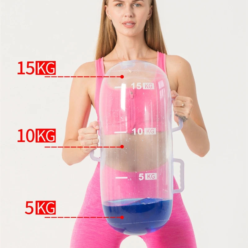 Nærbilde av justerbar vanntreningsbag som viser vannivå og PVC-materiale for vektjustering.