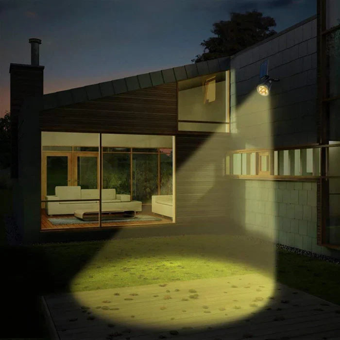 Justerbare solcellelamper i moderne design, perfekt for å skape stemning på terrassen eller i hagen.