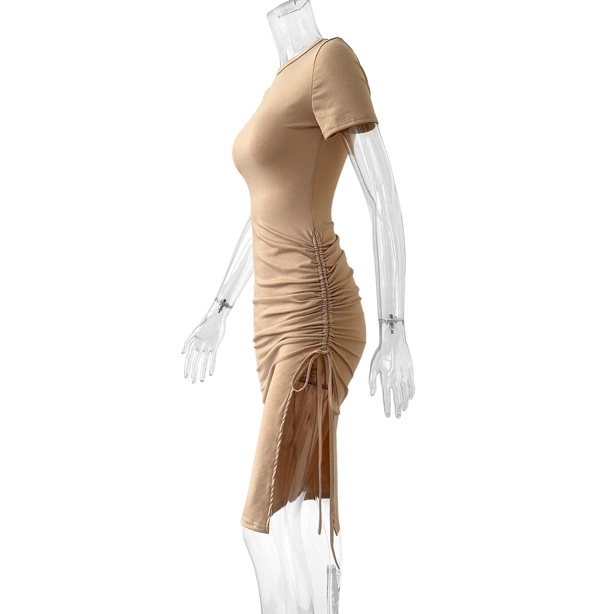 Elegant khaki omslagskjole for kvinner, med justerbar passform og flatterende sidedeling. Flott for sommer.