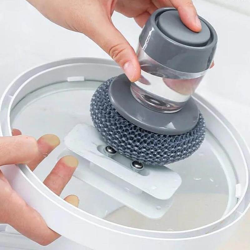 Ergonomisk såpedispenser med behagelig håndtak for kjøkkenrengjøring. Gjør oppvasken enklere og mer komfortabel.