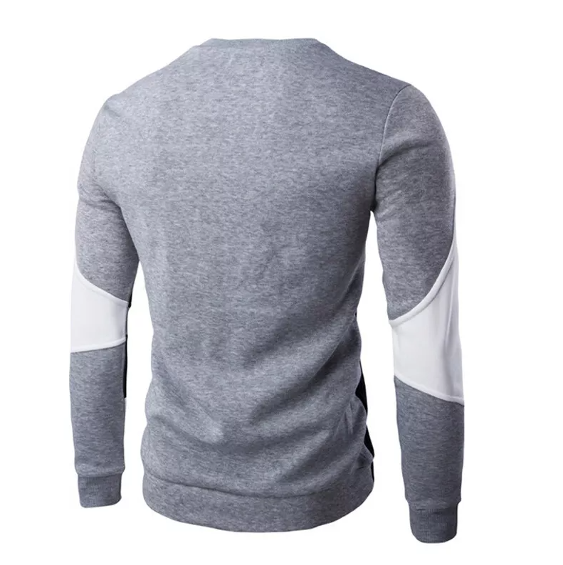 Komfortabel herre sweatshirt med rund hals i stor størrelse. Avslappet passform for hverdag og fritid.
