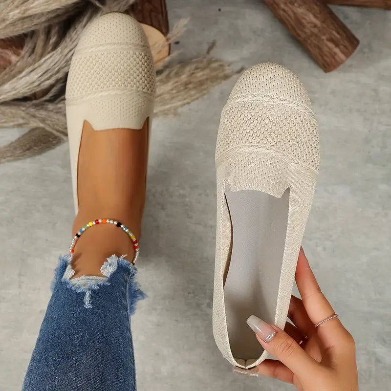 Flate dame slip-ons for enkel påkledning, lettvektsko for komfortabel hverdag og stil.