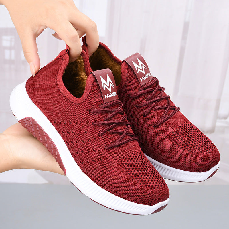 Lette, pustende herre joggesko med slip-on design, ideelle for løping, trening eller som komfortable fritidssko.