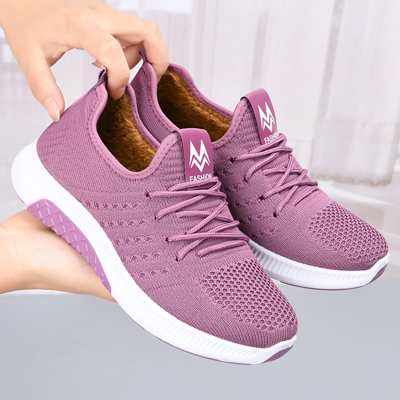 Slitesterke herre slip-on løpesko, designet for optimal komfort under jogging, turer eller som lette hverdagssko.