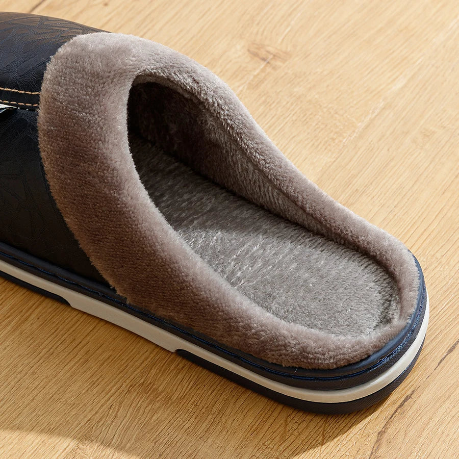 Ergonomiske herre hjemmesko i grått, designet for maksimal komfort og avslapning hjemme.