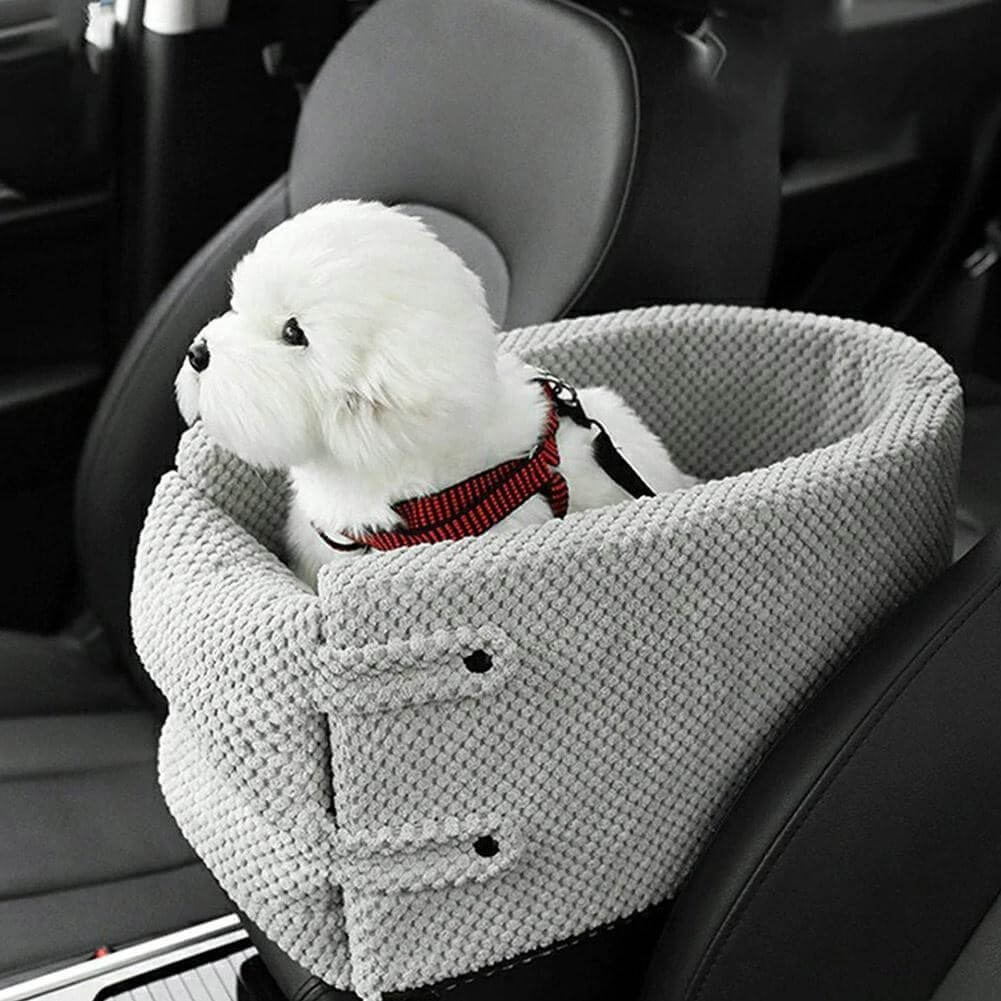 Solid bilsikkerhetssete for hund/katt med sikkerhetsstropper, gir trygg transport av kjæledyr.