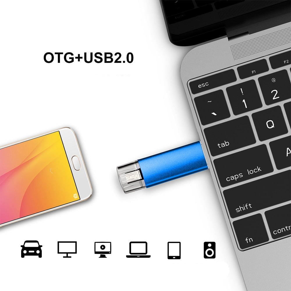 USB-minnepinne plugget inn i en laptop for rask og effektiv filoverføring.