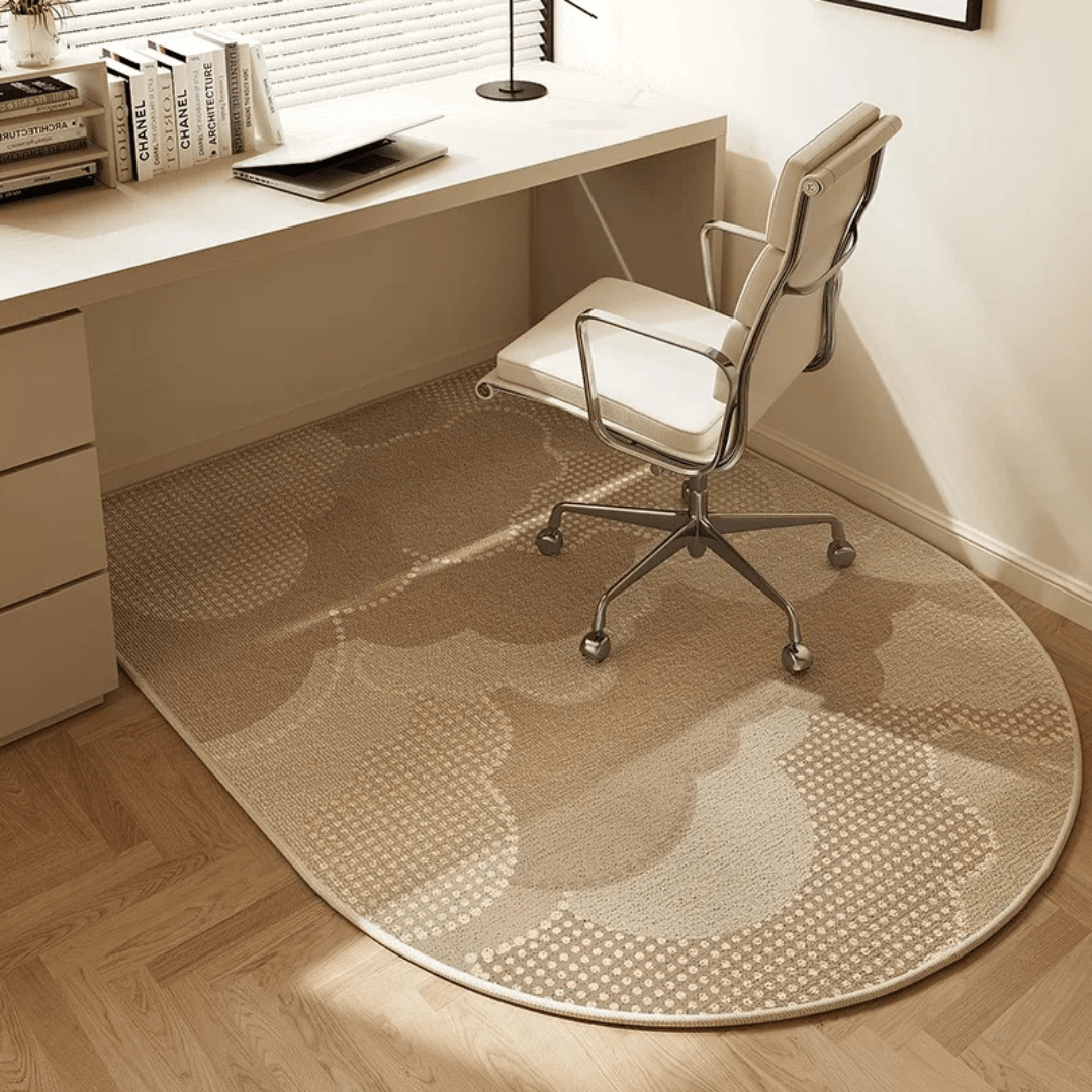 Klar kontorstolmatte som beskytter parkett og laminat. Optimal gulvbeskyttelse for aktive hjemme- og kontorarbeidsplasser.