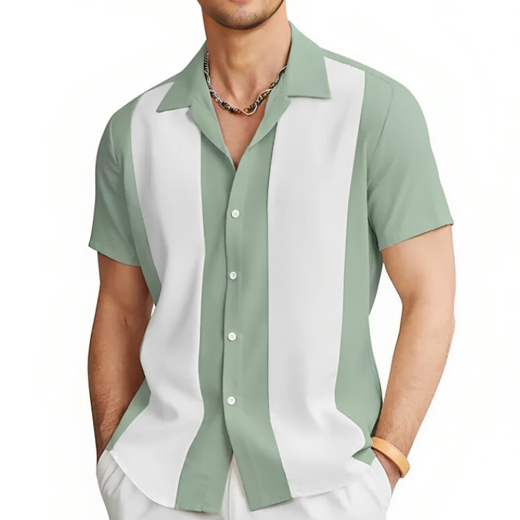 Stilren herreskjorte i myk polyester for sommerbruk. Kortarmet og pustende, flott til casual og strandklær.