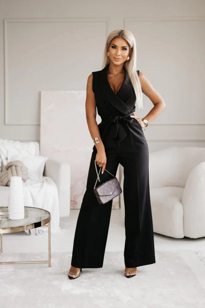 Elegant dame jumpsuit kortermet, perfekt for fest eller en stilig sommerdag.
