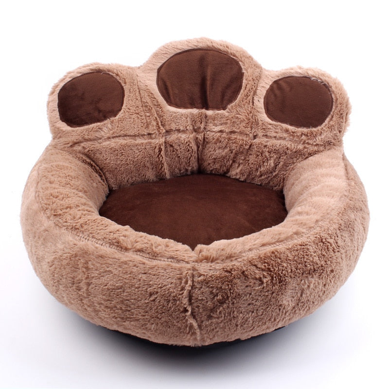 Vaskbar, myk hundeseng/katteseng med pote-design. Komfortabel soveplass for alle kjæledyr.