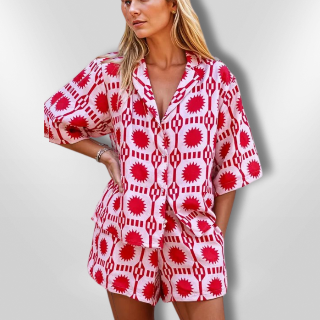 Elegant 2-delt kvinneensemble med geometrisk print. Allsidig sommerstil for hverdags og fest.