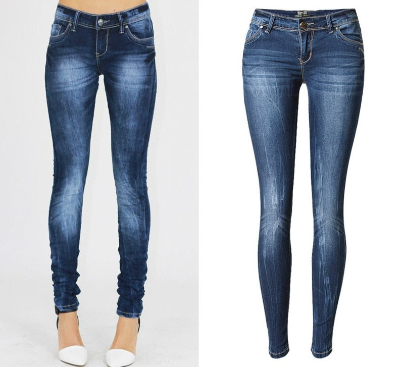Komfortable strekkjeans for kvinner, klassisk design og mykt materiale sikrer god bevegelsesfrihet.