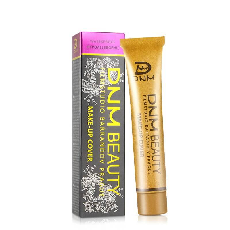 Skjønnhetsprodukt: Feilfri concealer for en perfekt hudtone, viktig del av sminke.