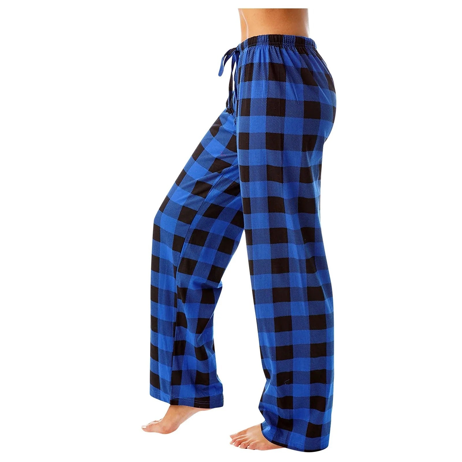 Komfortable damer pyjamasbukser med rutete mønster, ideelle for avslapping.